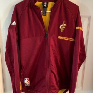 NBA CLEVELAND CAVALIERS   SIDELINE JACKET youth